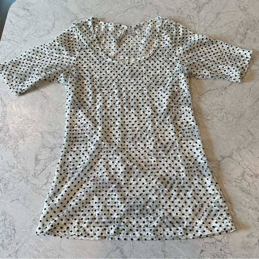 Women's Juniors American Rag Cie Sheer Embroidered Polka Dot Top Size Medium‎